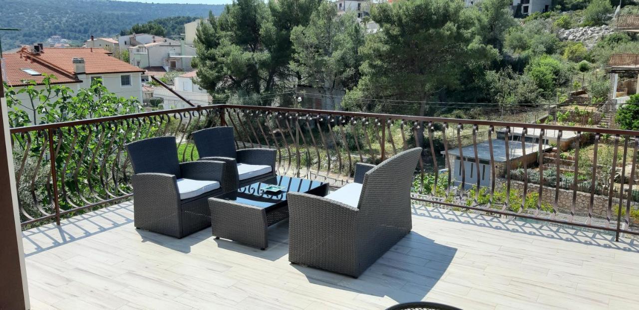 Jelaska Apartment Marina Bagian luar foto