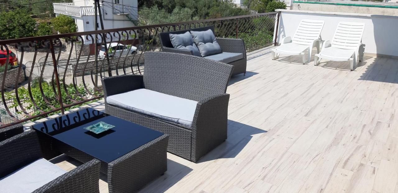 Jelaska Apartment Marina Bagian luar foto