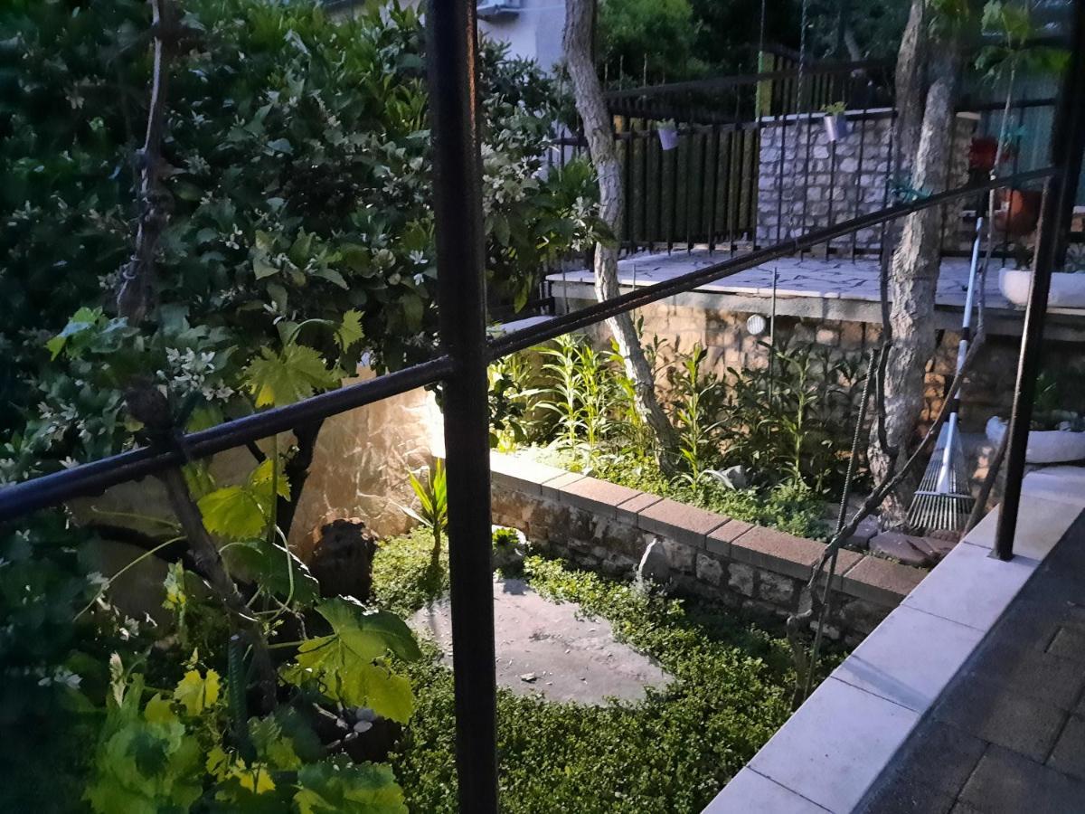 Jelaska Apartment Marina Bagian luar foto