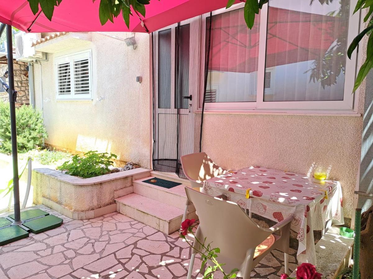 Jelaska Apartment Marina Bagian luar foto