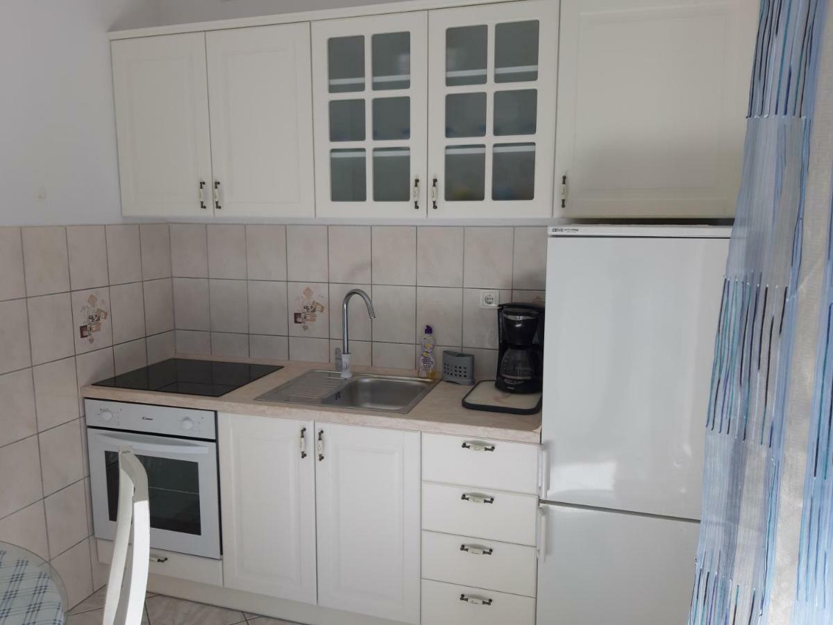 Jelaska Apartment Marina Bagian luar foto